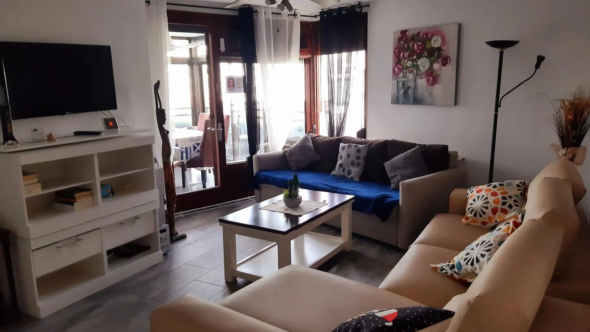 Apartment Apartamento En 1ª Linea De Mar En Salou Spain